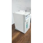 Millipore RiOs 8 су тазарту жүйесі жұмыс істейді